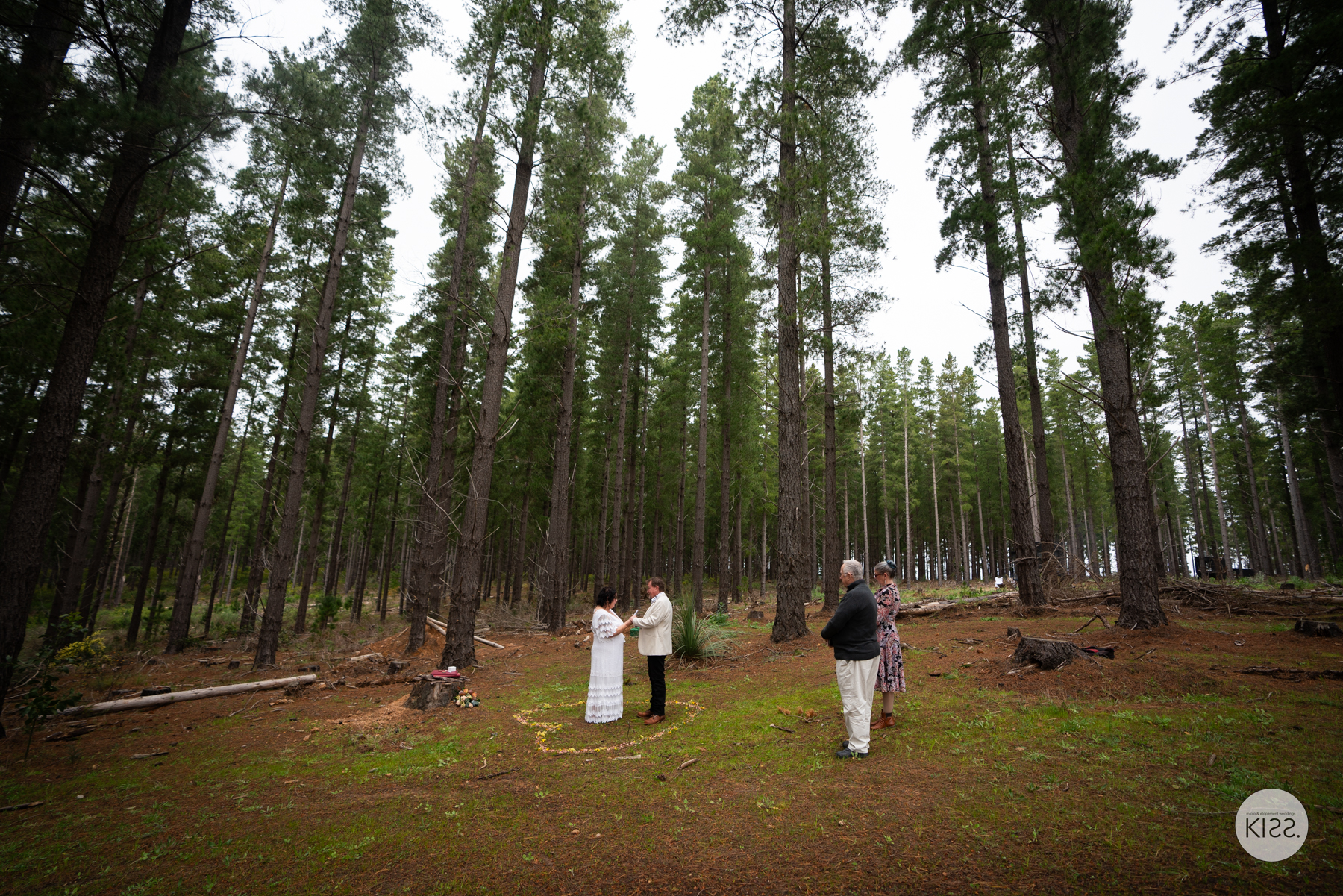 elopement wedding at Kuitpo Forest